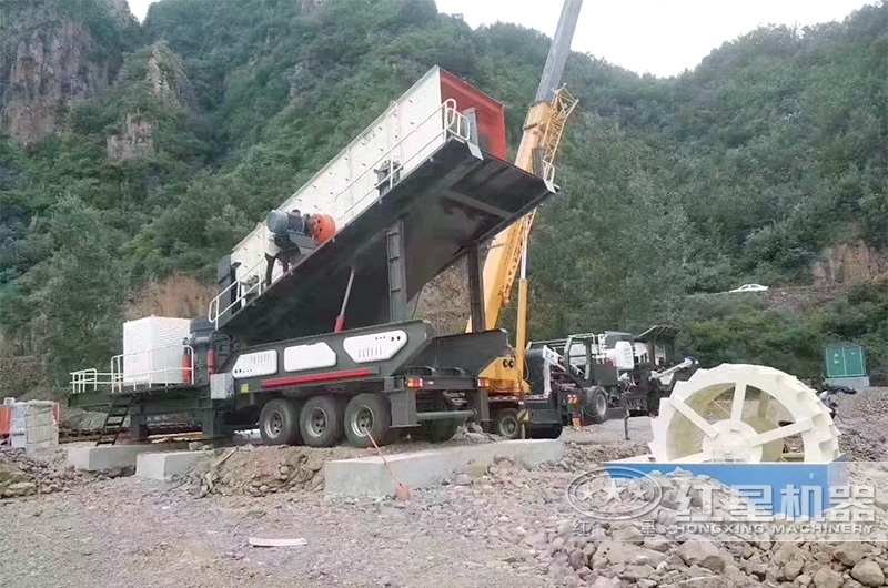 菲律賓移動破碎機現(xiàn)場