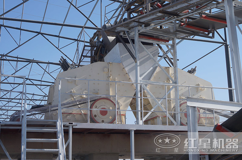 山東時產300噸石頭破碎生產線