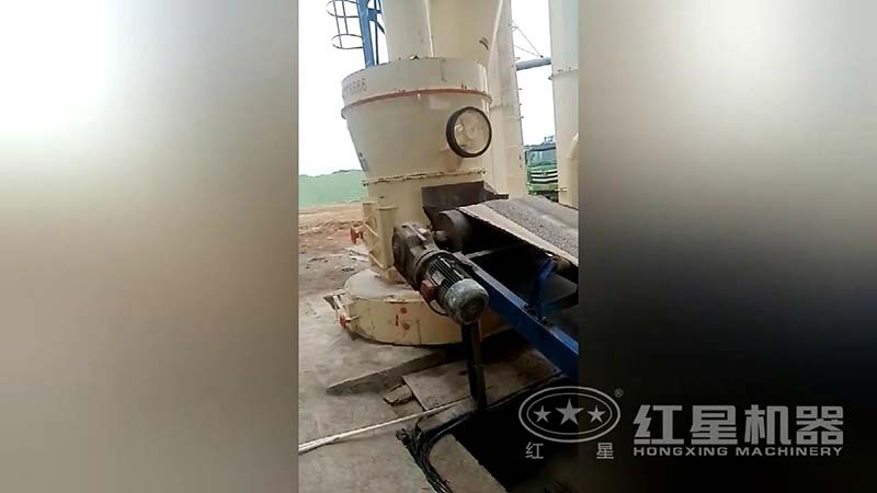 環保雷蒙磨粉機_粉碎磨粉機生產線視頻