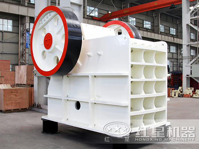顎式破碎機(jī)可對鋼渣進(jìn)行破碎