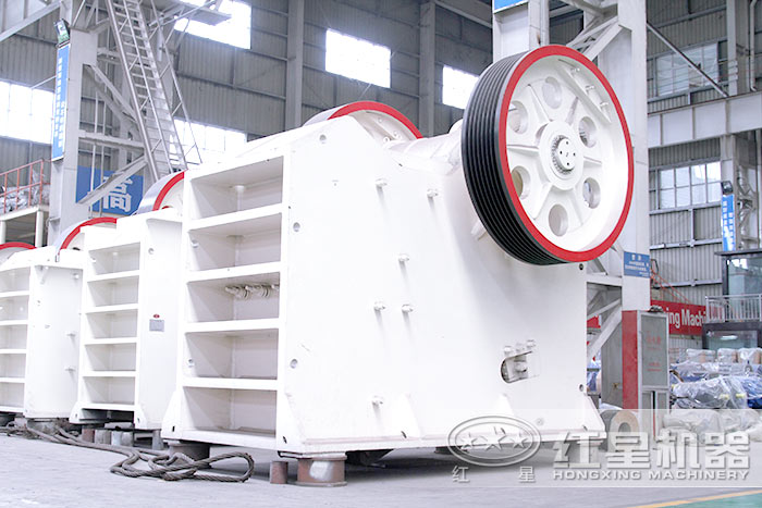 57破碎機(jī)車間實拍