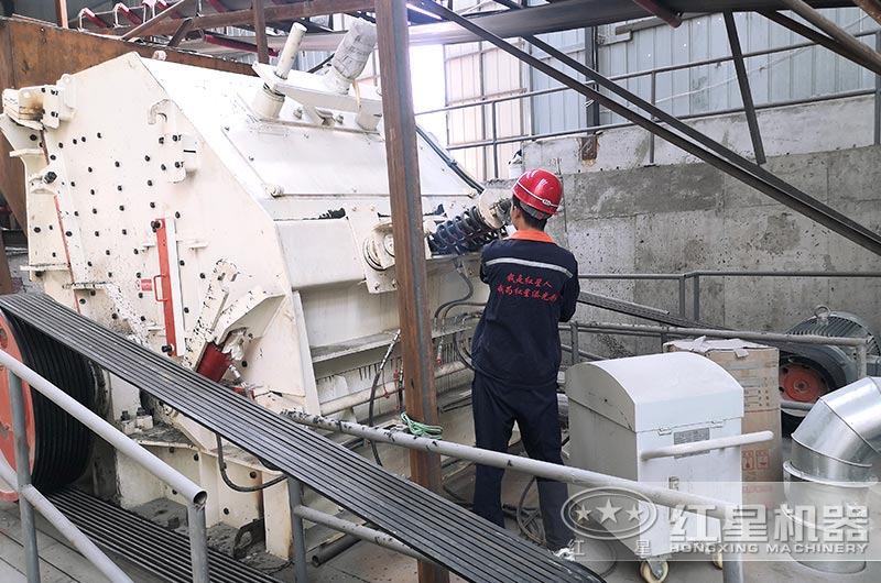 紅星技術人員到現場安裝維護 紅星技術人員到現場安裝維護