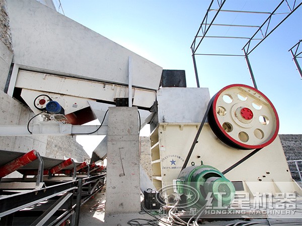 鄂式破碎機(jī)停車時(shí)