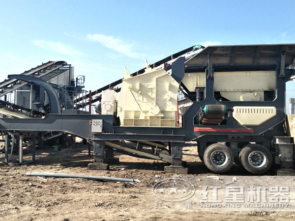 移動反擊破碎機，客戶破碎現(xiàn)場