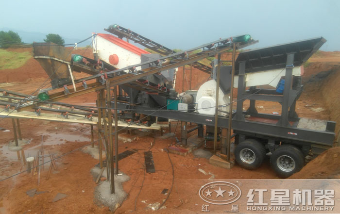 移動(dòng)重錘破篩分站