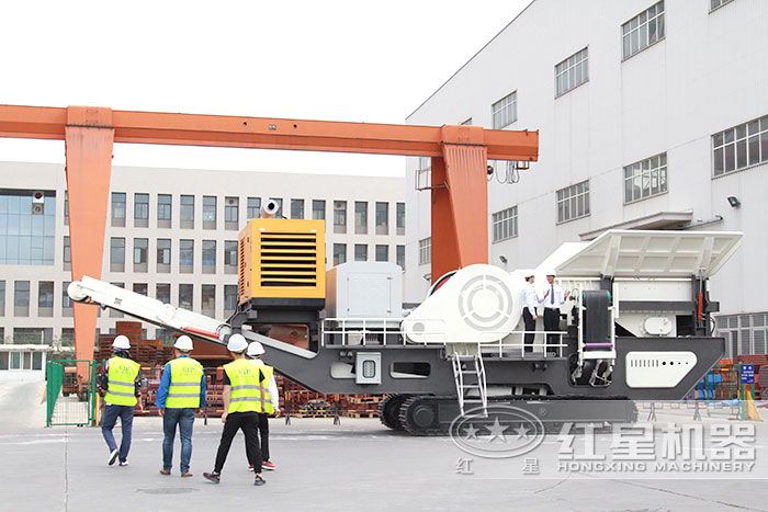 紅星移動砂石料設備用戶參觀