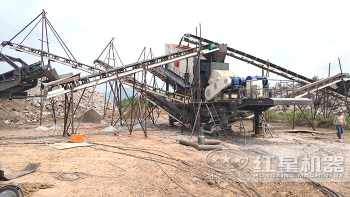 流動式碎煤機配置電機施工作業中