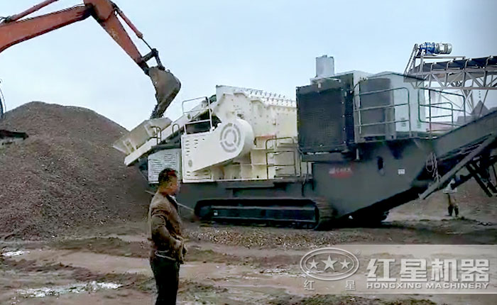 移動制沙作業(yè)現(xiàn)場