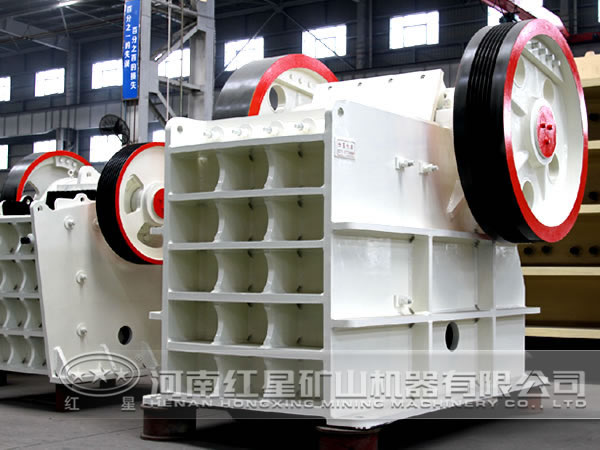 河南埃洛石破碎機(jī)的價格是多少？