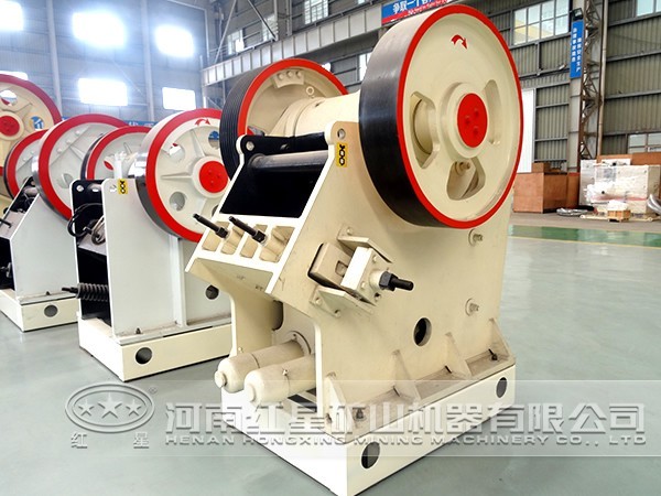 河南白云母破碎機(jī)多少錢一臺(tái)？